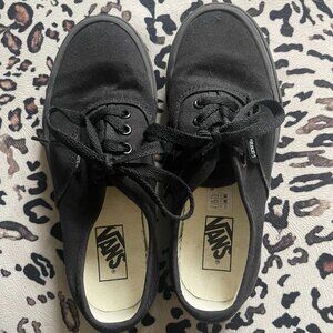 NWOT Vans Authentic Shoe (kids)